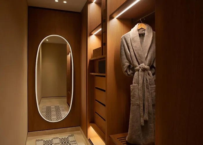 Six Senses 5*
